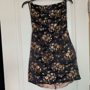 LAST CHANCE🖤donating on 1/6